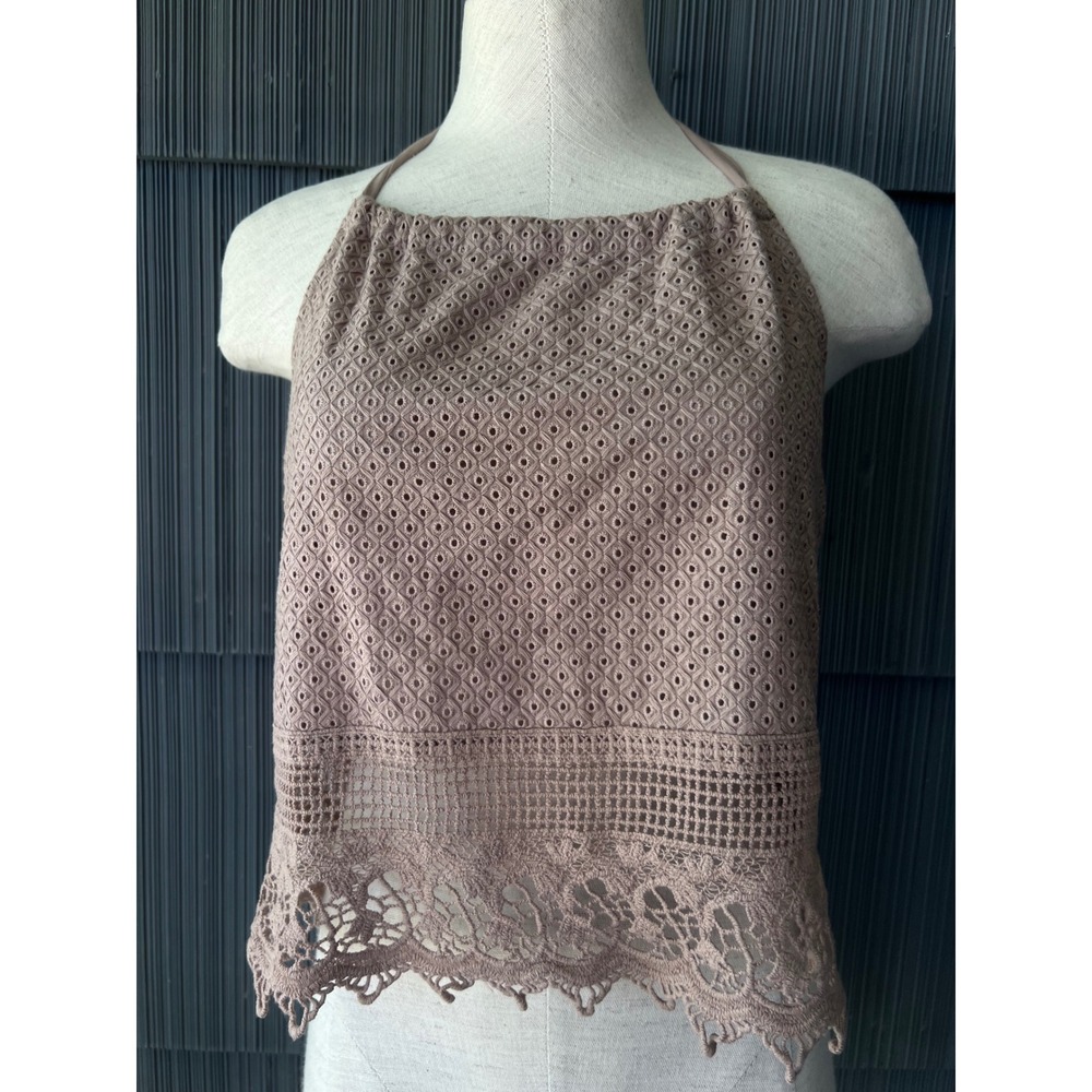 Teenbell Womens Boho Eyelet Crochet Lace Halter Crop Top Mauve Taupe Small